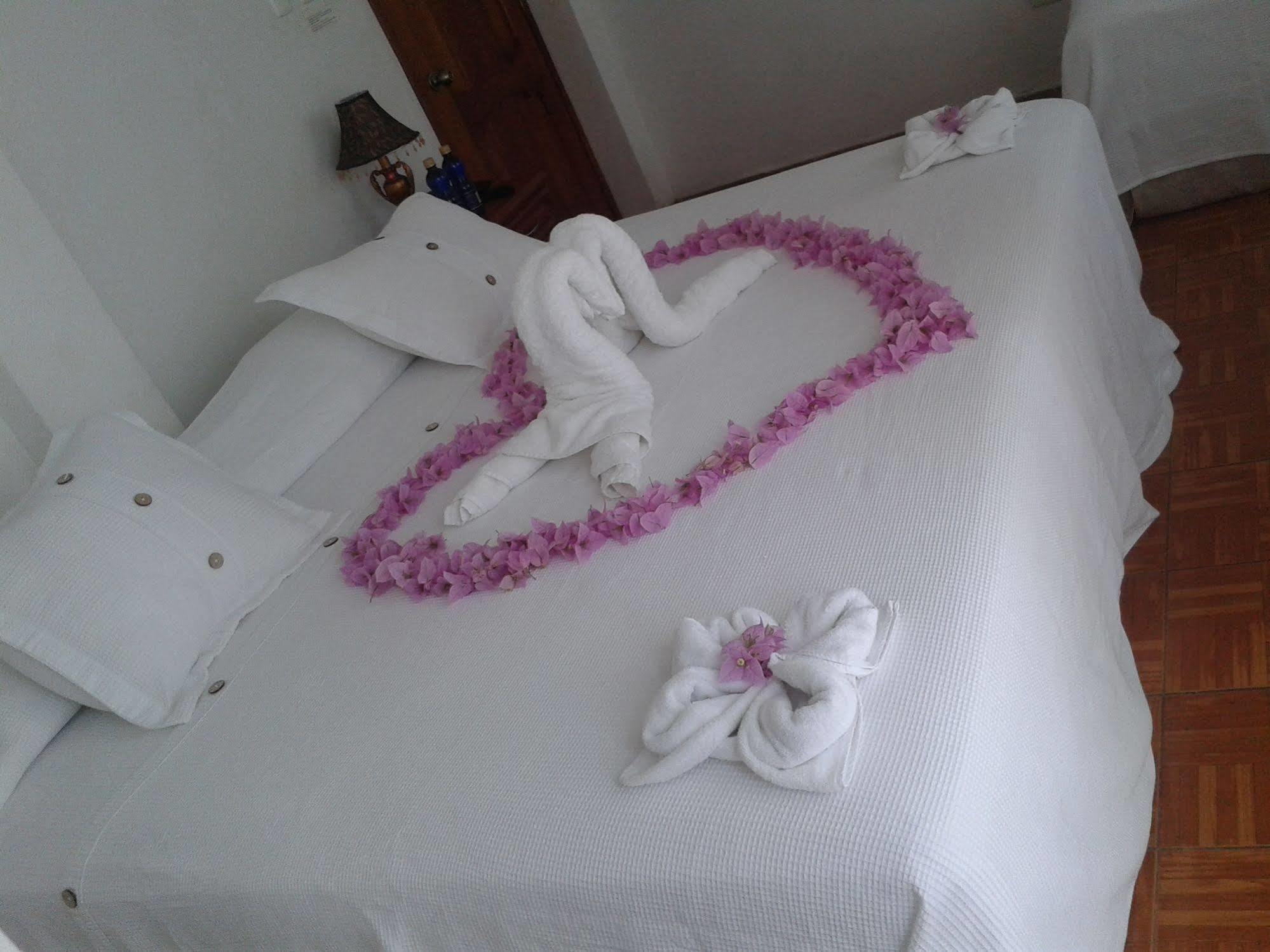 Galapagos Islands Hotel Пуерто-Айора Екстер'єр фото